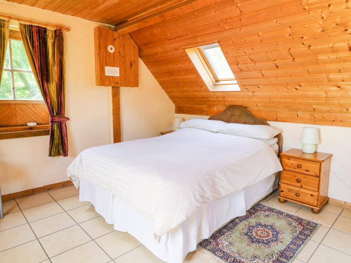 The Loft Apartman Llangunllo Kültér fotó